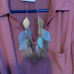Francesca's Collections Jewelry - Francesca’s leaf necklace Francesca's Collections Jewelry - Francesca’s leaf necklace